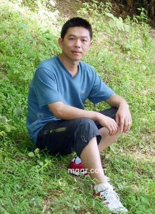 夜色的孤寂的头像