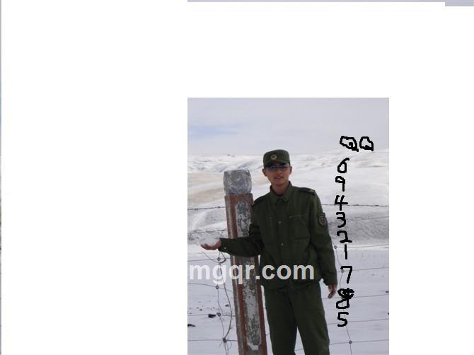 左手倒影的头像