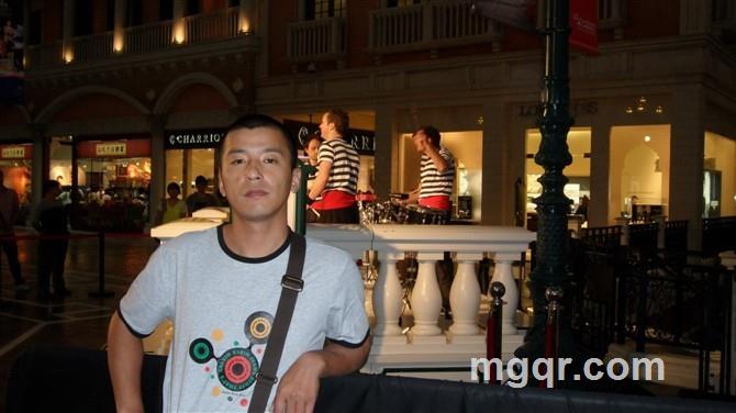 雨夜中~~人的头像