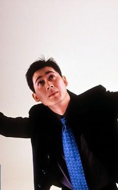 厚重男人的头像