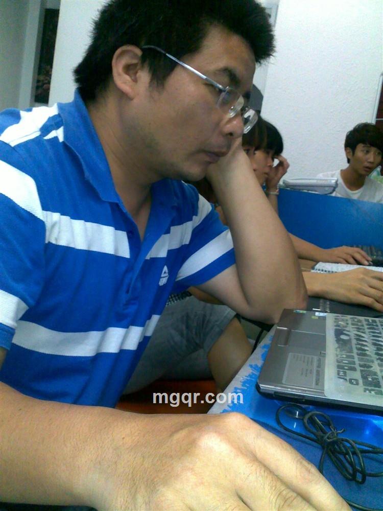 说假话的烟草的头像