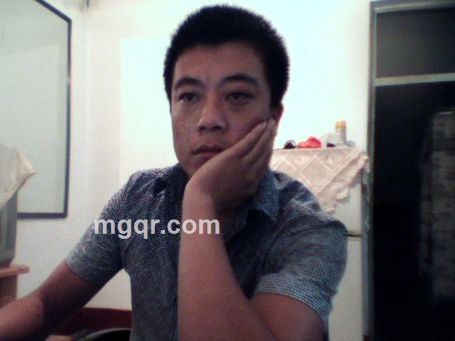 总是情不自禁的忧伤的头像
