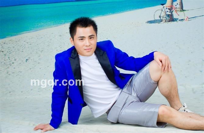 陪你一起醉的头像