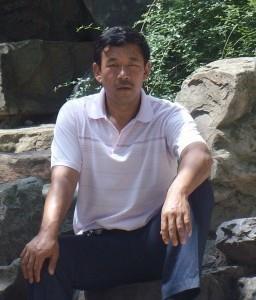 黑夜里的等的头像