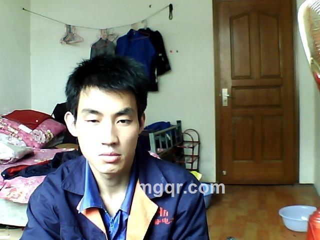 龙龙哥哥哦的头像