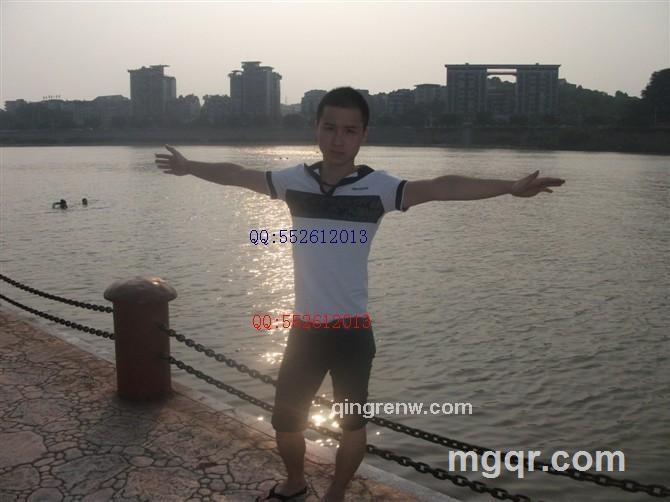 疯癫龙龙的头像