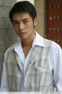 dongtingyihu的头像