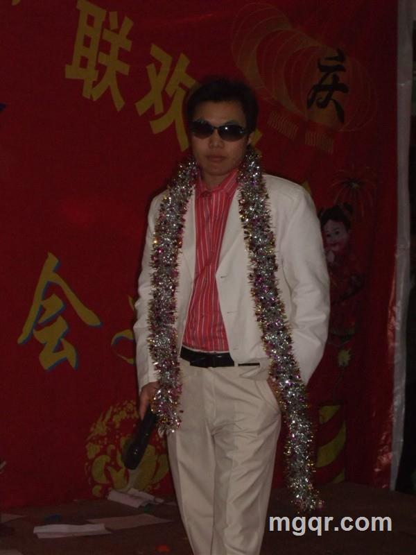 寂寞俊男的头像