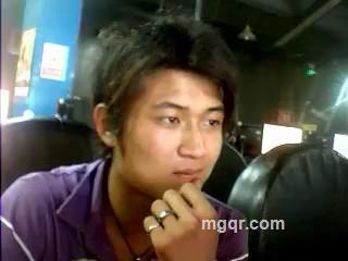 独自一个的头像