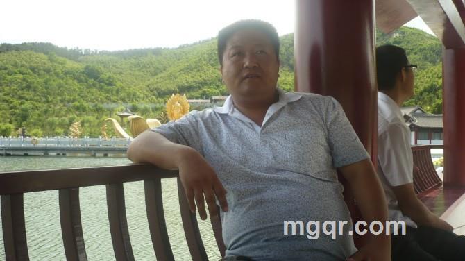 孤独的美的头像