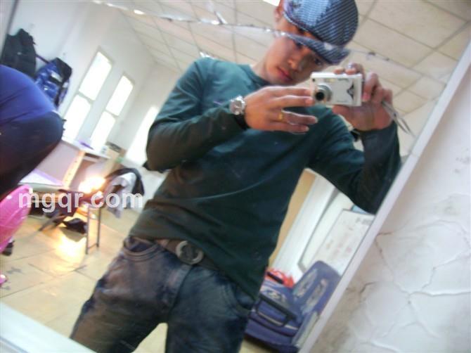 女人梦寐以求的安稳。的头像