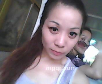 默默青的头像