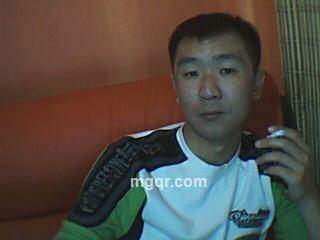 只爱陌生人！的头像