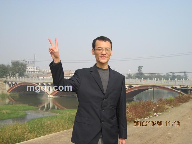 出租半个房的头像