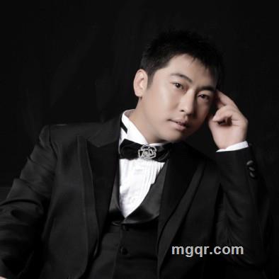 枫叶飘落的瞬间的头像