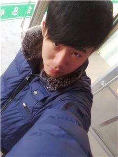 简简单单﹌ 的头像