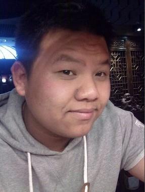 午夜的黑狼的头像