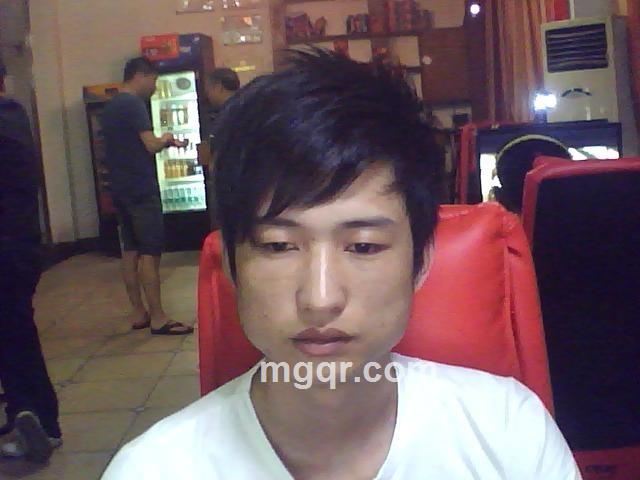 飞向别人的床的头像