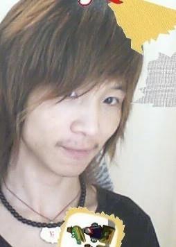 孤单的小猫咪的头像