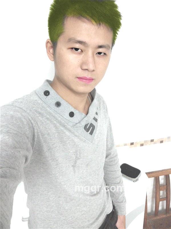 雨中宅男的头像