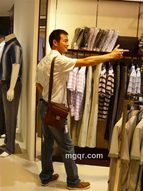 疯情腕中~的头像