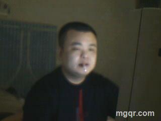 不想一个人呆的头像