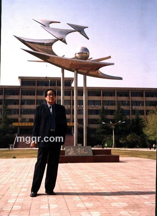 大江东去浪淘尽的头像