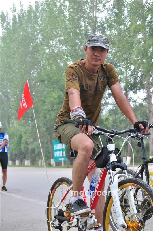 醉酒沩红颜的头像