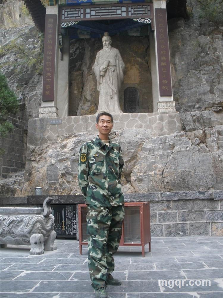 我们开心就好的头像