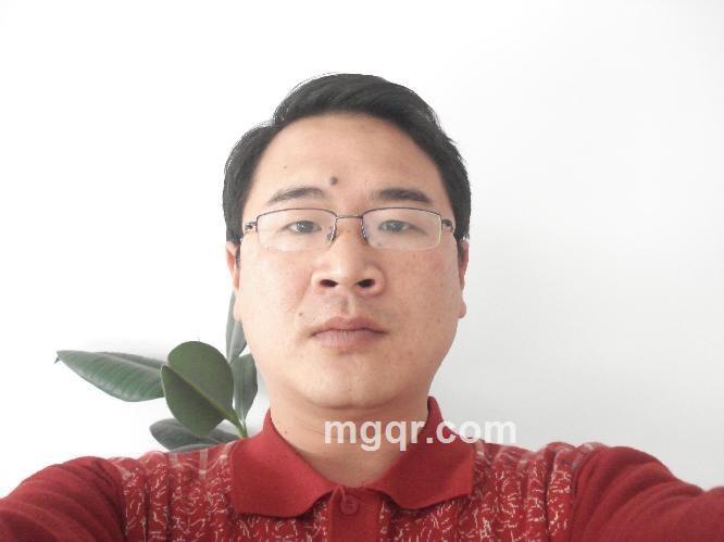 随风飘的云的头像