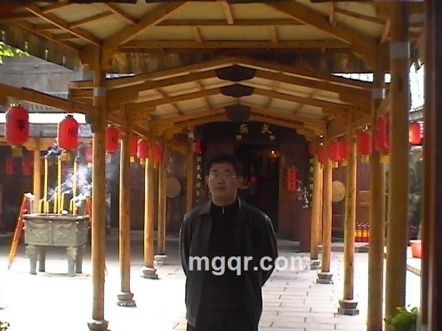 光明黑暗骑士的头像