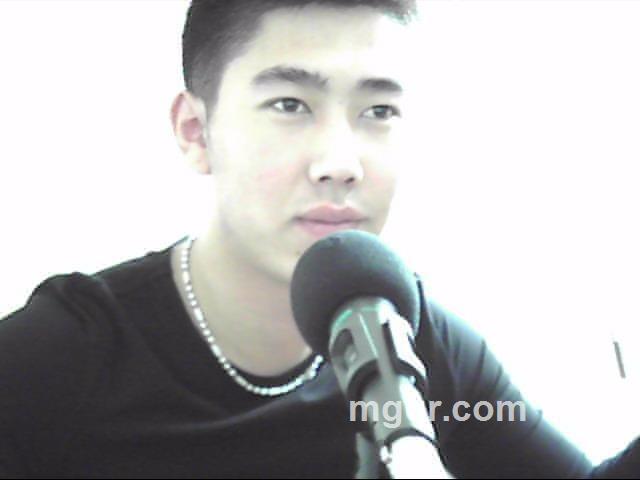 ∴午夜唱情歌∴的头像