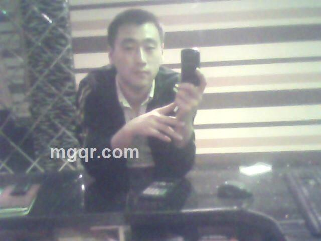 一只小蚂蚁的头像