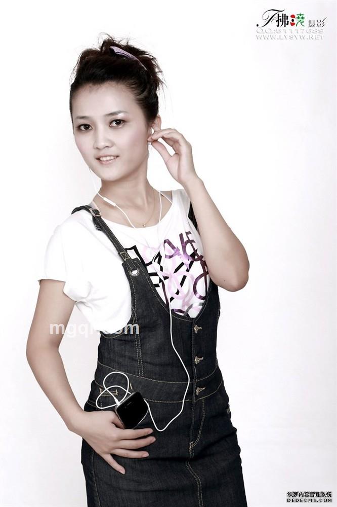 千变小魔女的头像