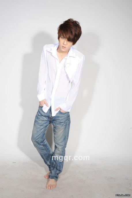 勇猛有情调的头像