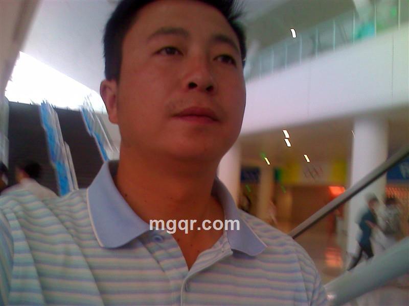 路上的花的头像