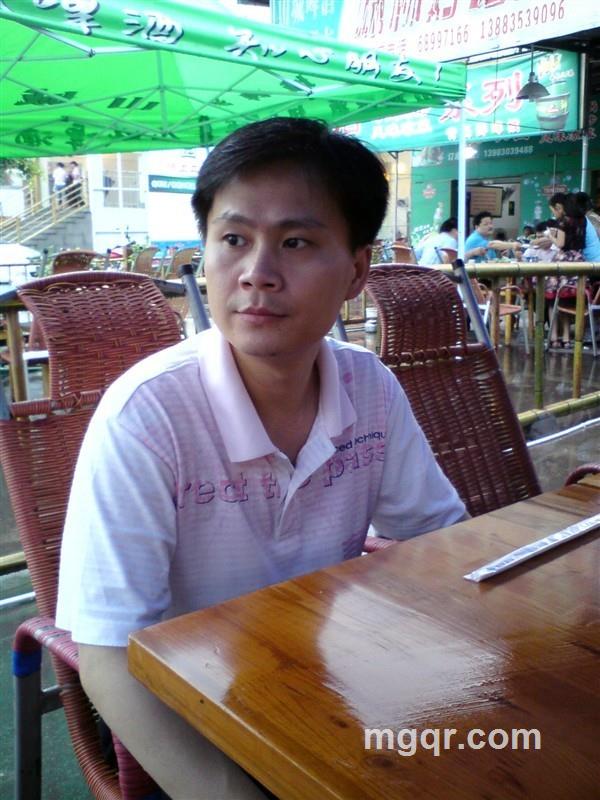 情迷黑色森林的头像