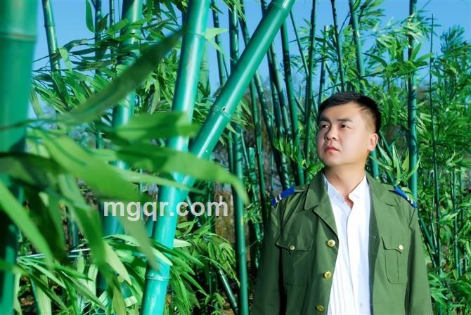 丑男d生活的头像