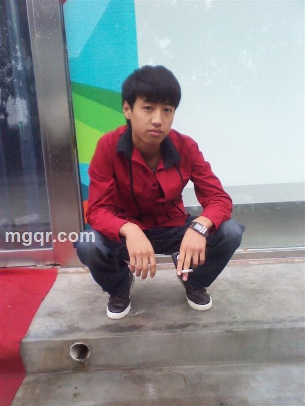 冷 太阳 &&& 的头像