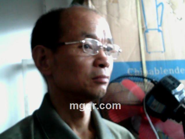 东山翻覆的头像