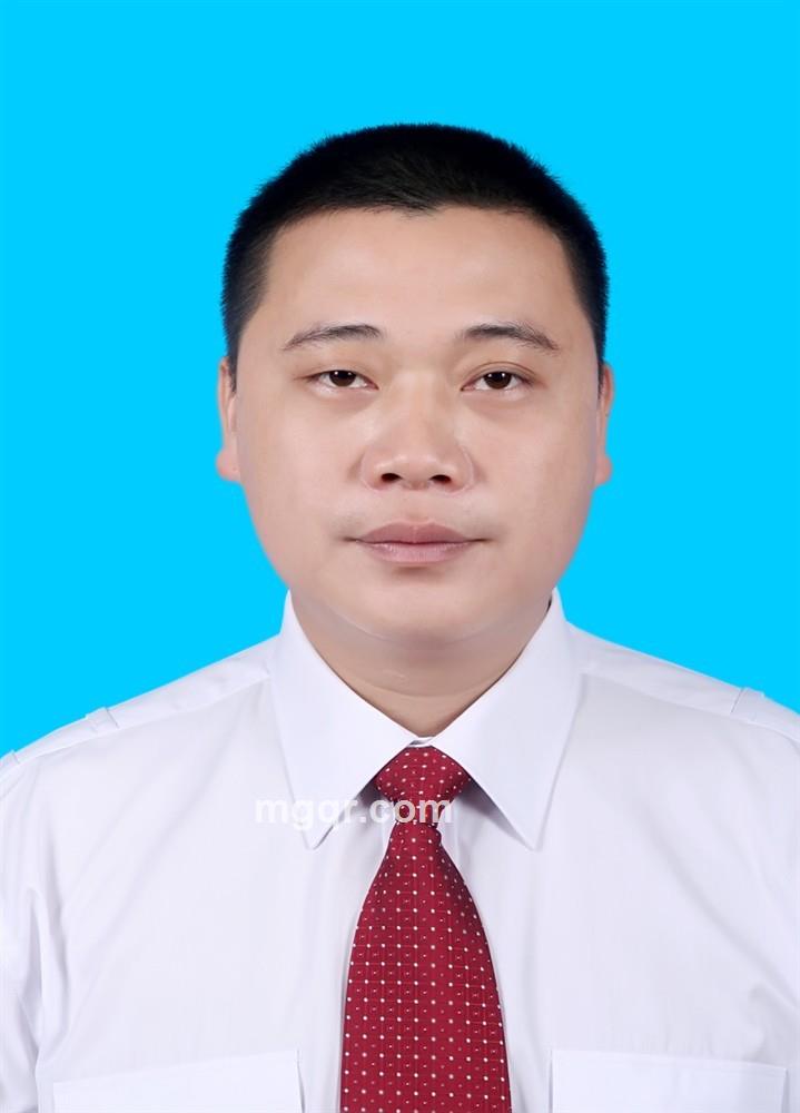 城熟男人的头像