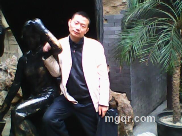 阳光男人111的头像