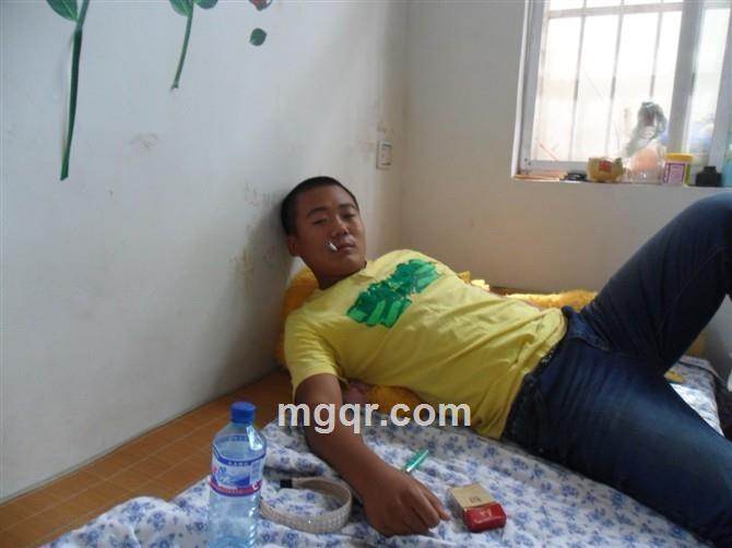 没人爱的孩纸的头像