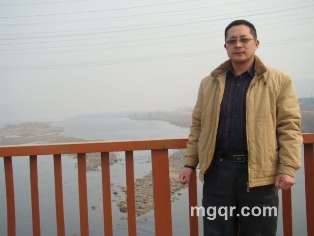 幽谷松柏的头像