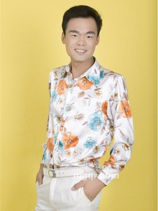 云淡风轻伟的头像