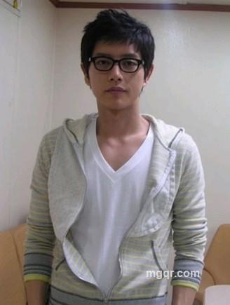 大尾巴小狼的头像