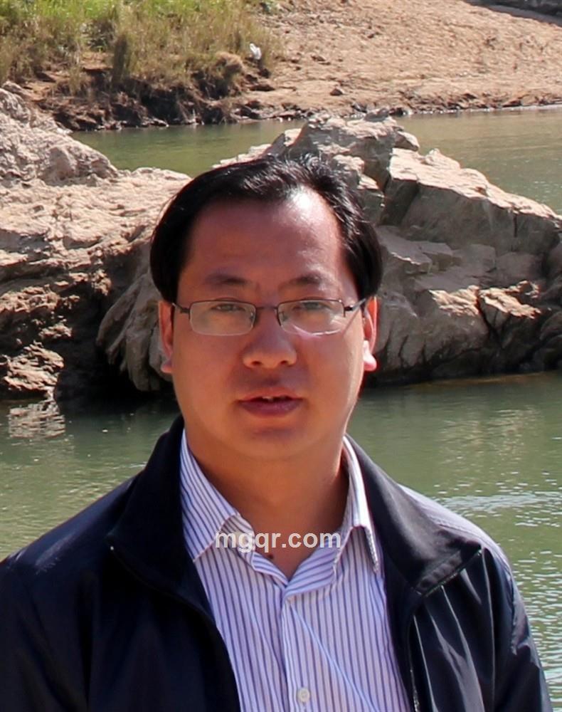 农夫山泉有点腆的头像