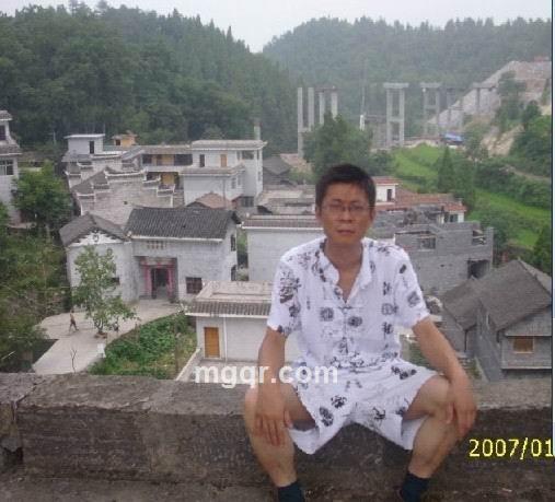 英雄1050.405.999的头像