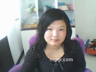 雨中的玫瑰的头像