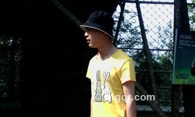 黄琴哥哥的头像